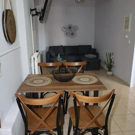 Apartment Ginas 1 Kyparissia